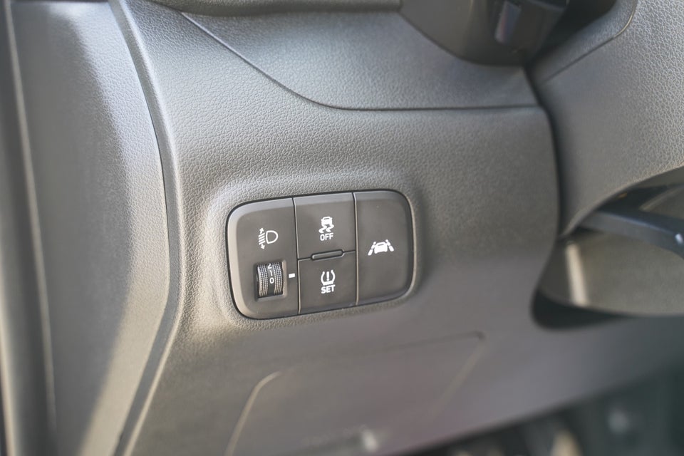 Hyundai i10 1,0 MPi Essential 5d