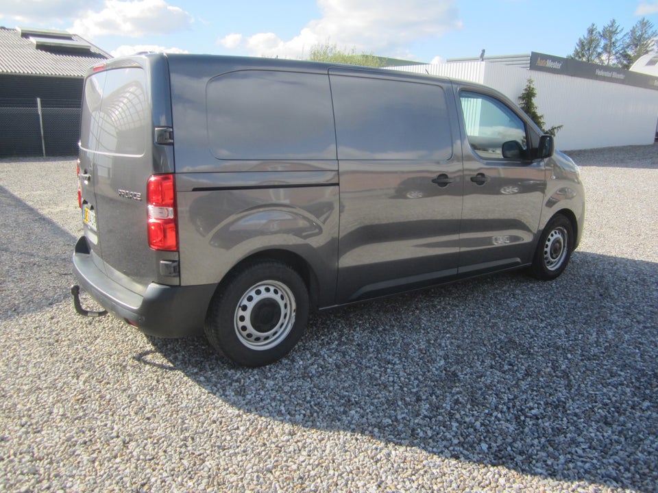 Toyota ProAce 1,6 D 115 Medium Comfort 5d