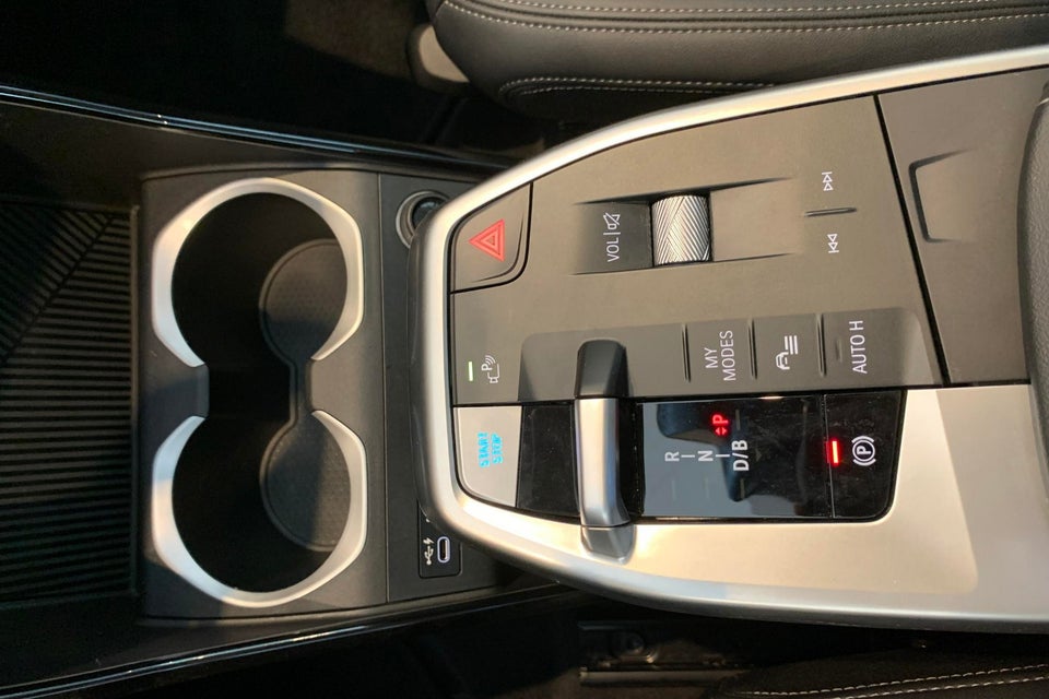 BMW iX1 xDrive30 X-Line 5d