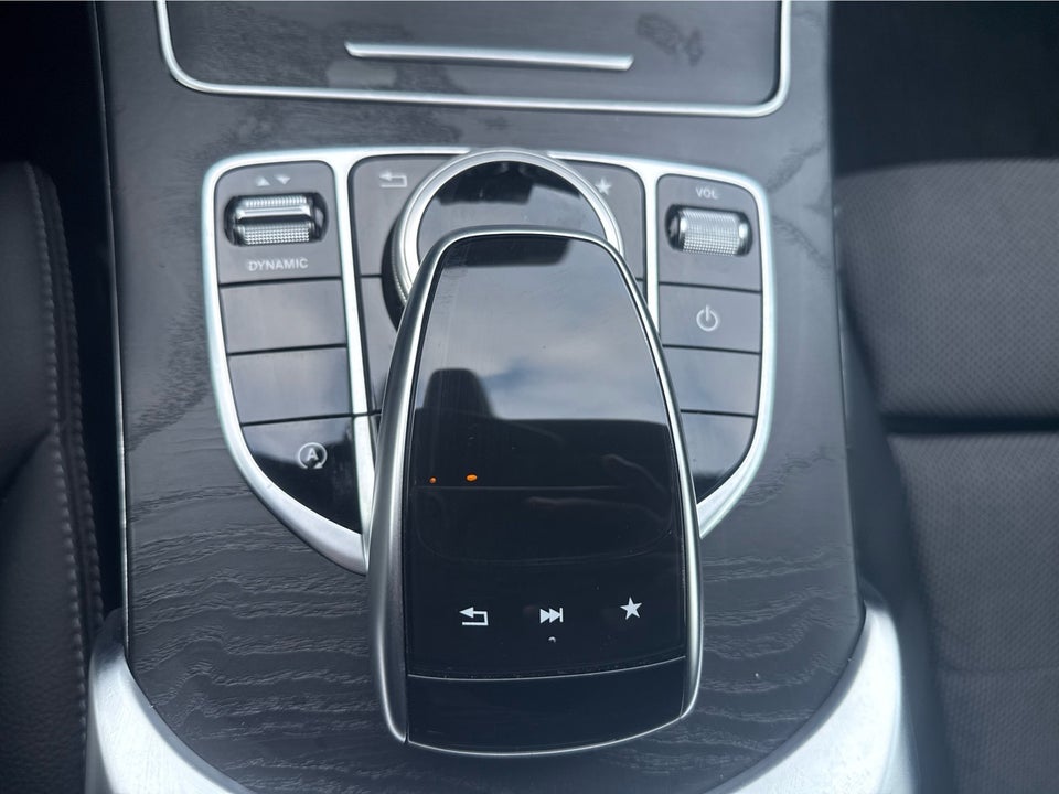 Mercedes C220 d 2,2 AMG Line stc. aut. 5d