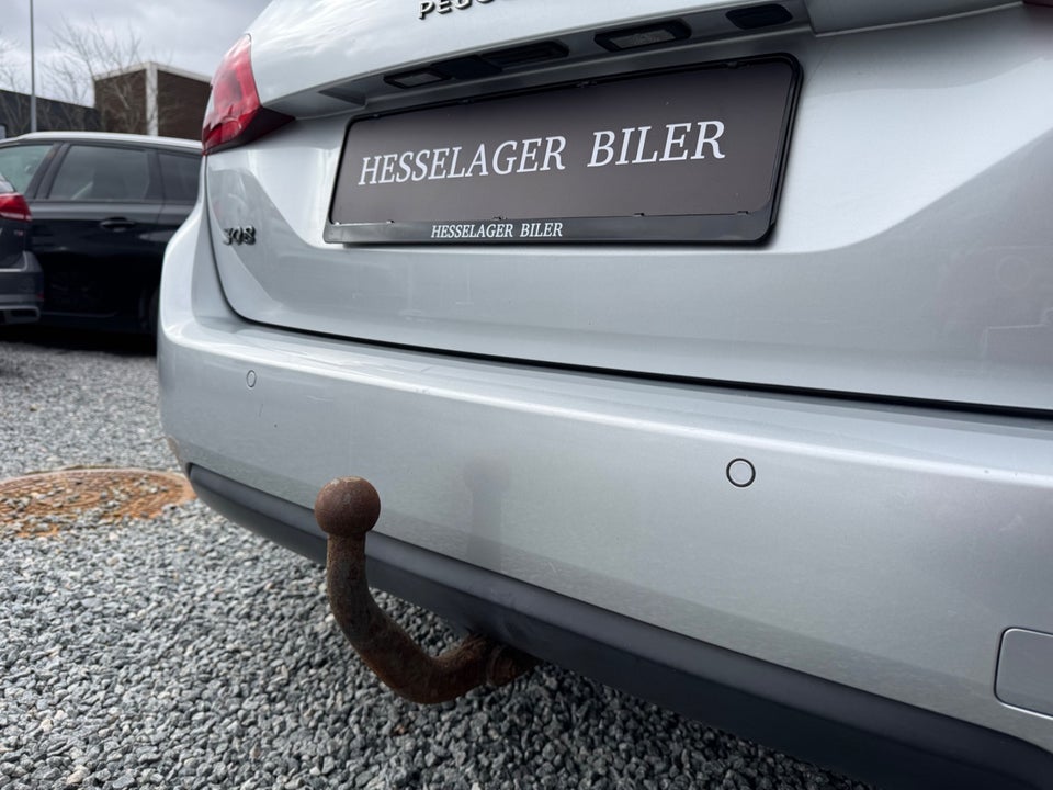 Peugeot 308 1,6 BlueHDi 120 Allure SW 5d