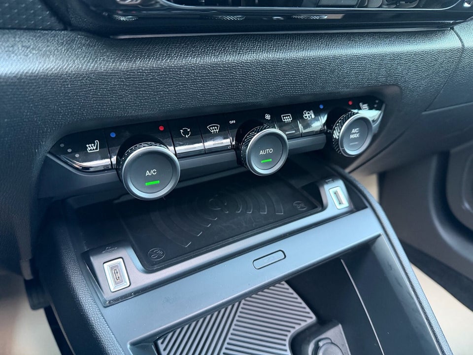 Citroën ë-C4 X 50 Palais Sky 4d