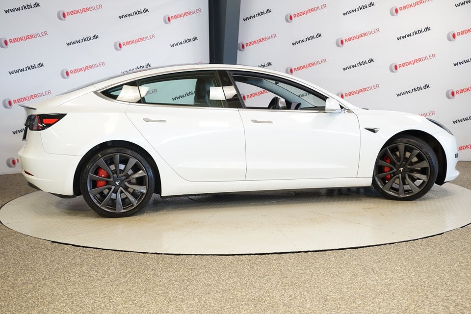 Tesla Model 3 Performance AWD 4d