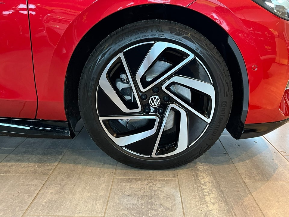 VW ID.7 77 Style+ Tourer 5d