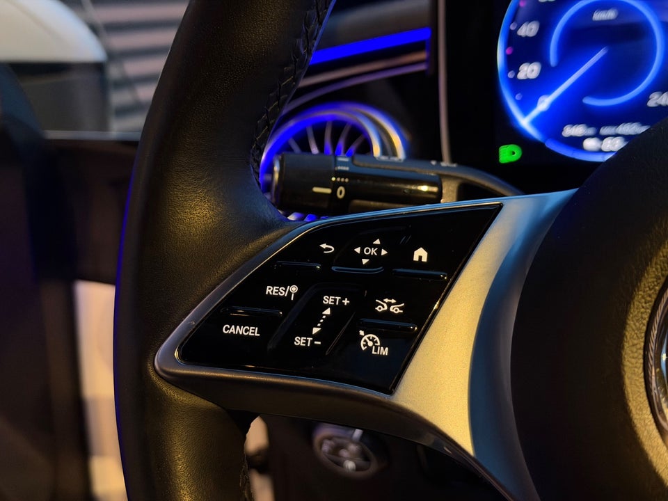 Mercedes EQE350 AMG Line 4d