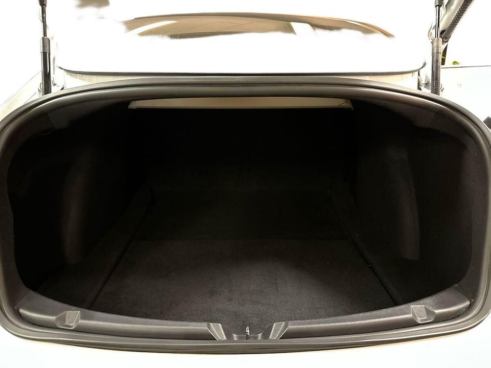 Tesla Model 3 Long Range AWD 4d