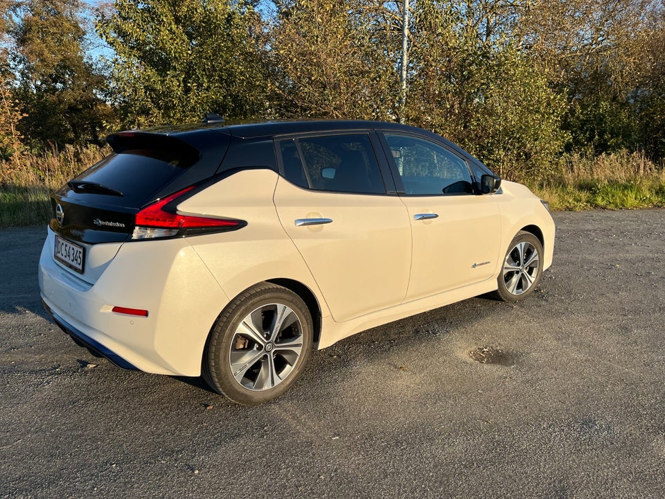 Nissan Leaf 40 Tekna 5d