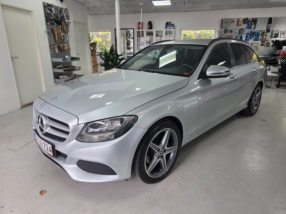 Mercedes C200 2,0 Avantgarde stc. aut. 5d
