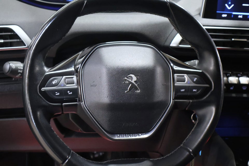 Peugeot 5008 1,2 PureTech 130 Active 7prs 5d