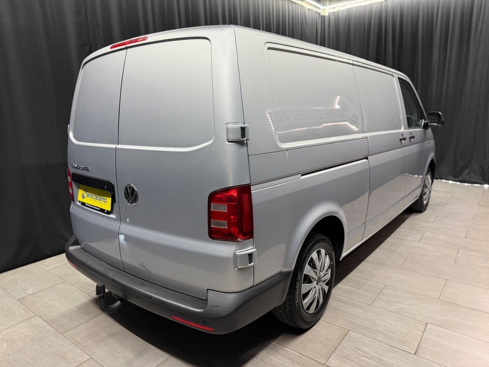 VW Transporter 2,0 TDi 150 Kassevogn DSG lang