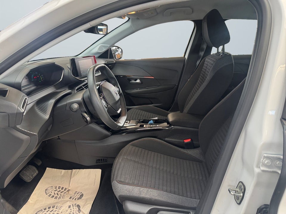 Peugeot e-208 50 Active Pack 5d