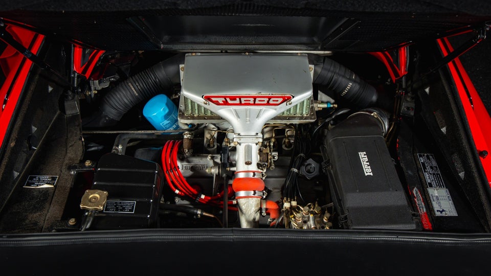 Ferrari 208 2,0 GTB Turbo 2d