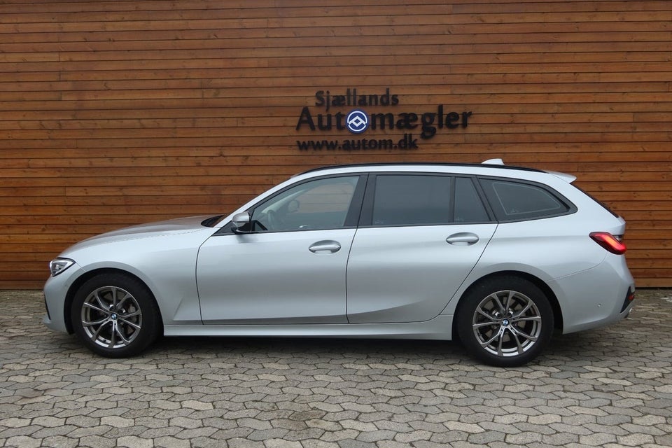 BMW 330i 2,0 Touring Sport Line aut. 5d