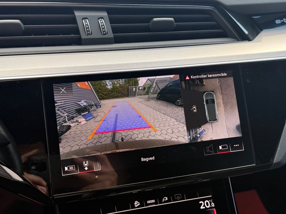 Audi e-tron S quattro 5d