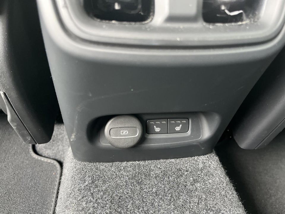 Volvo EX40 Extended Range Plus 5d