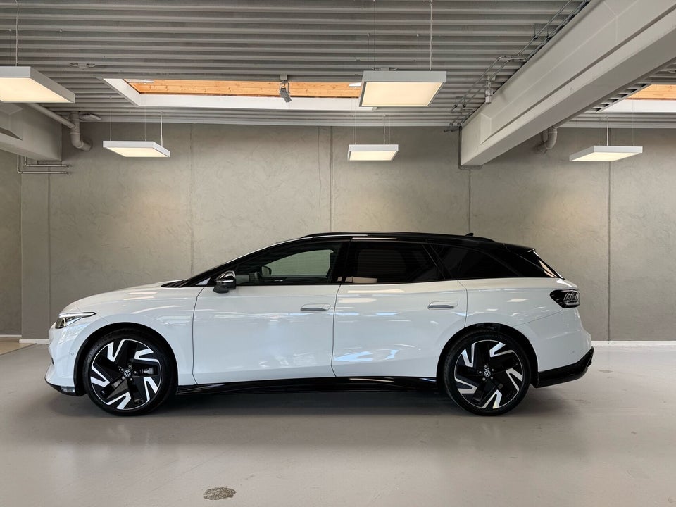 VW ID.7 86 Pro S Tourer 5d