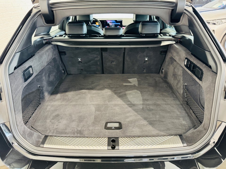 BMW i5 eDrive40 Touring M-Sport 5d