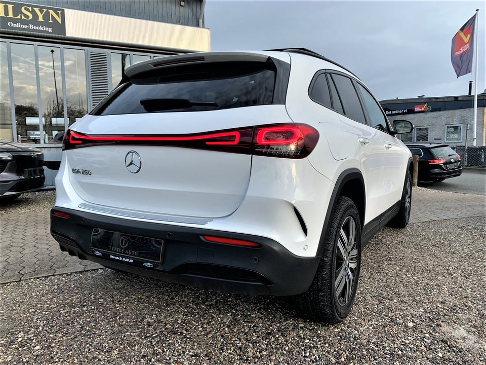 Mercedes EQA250 AMG Line 5d