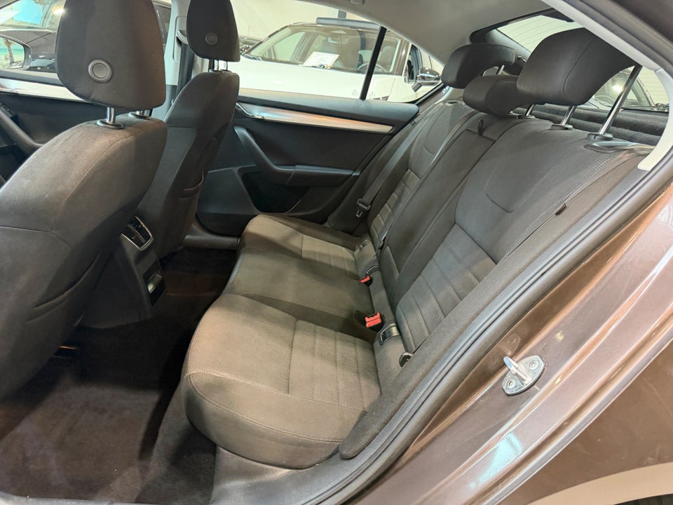 Skoda Octavia 1,4 TSi 140 Elegance DSG 5d
