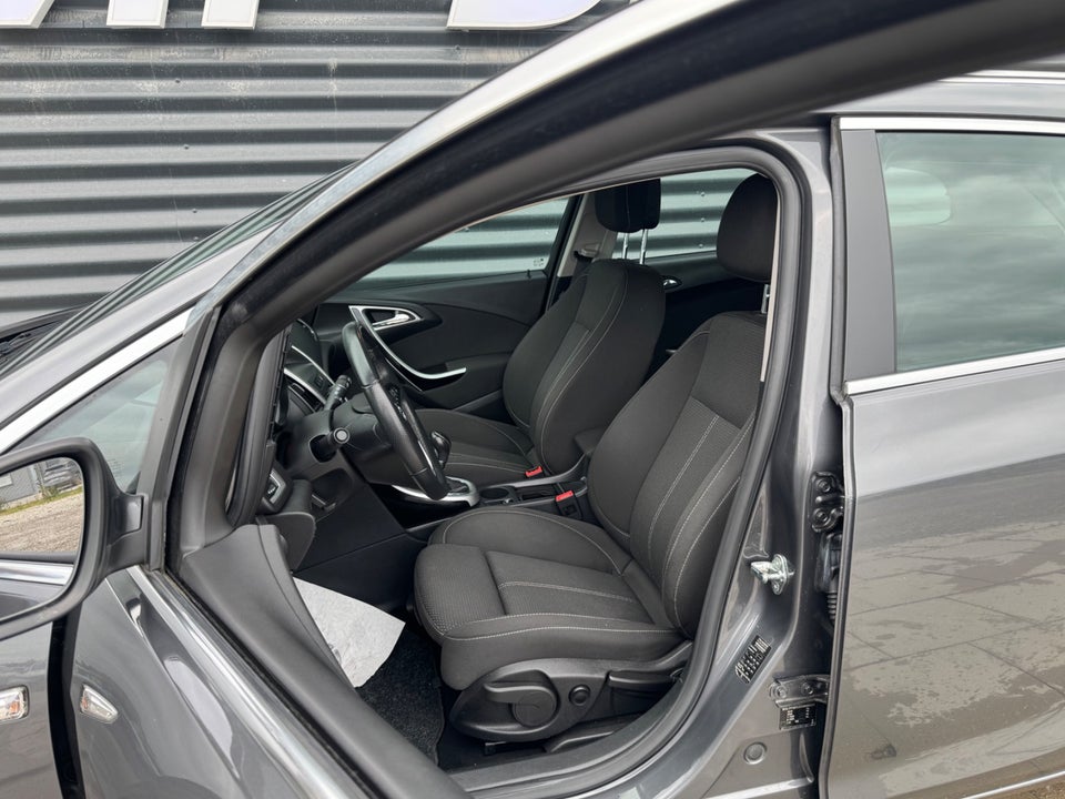 Opel Astra 1,4 T 140 Sport Sports Tourer 5d