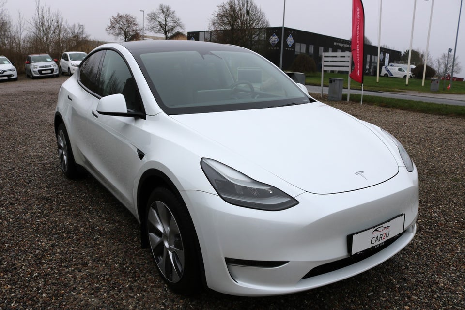 Tesla Model Y Long Range AWD 5d