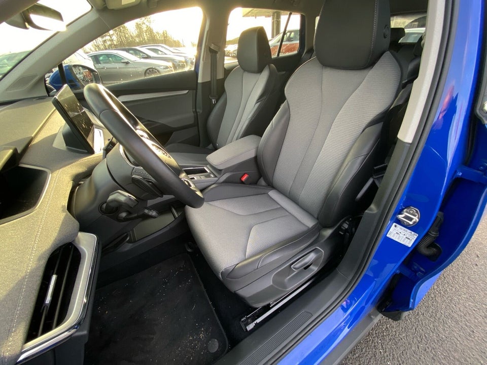 Skoda Enyaq 80 iV Loft 5d