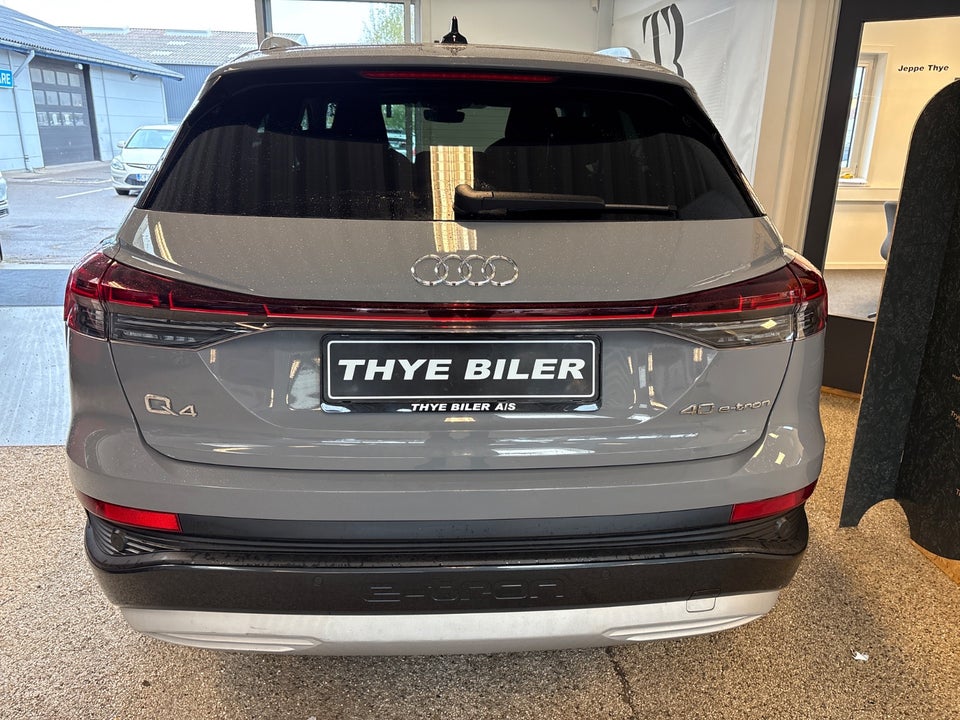 Audi Q4 e-tron 40 Advanced 5d