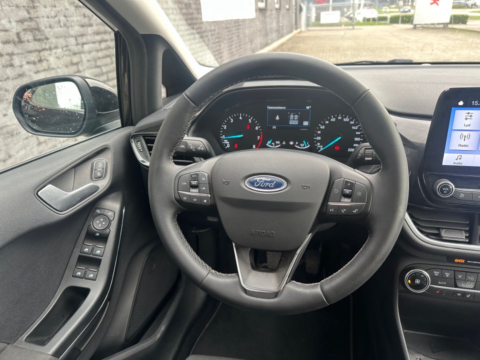 Ford Fiesta 1,0 EcoBoost mHEV Titanium 5d