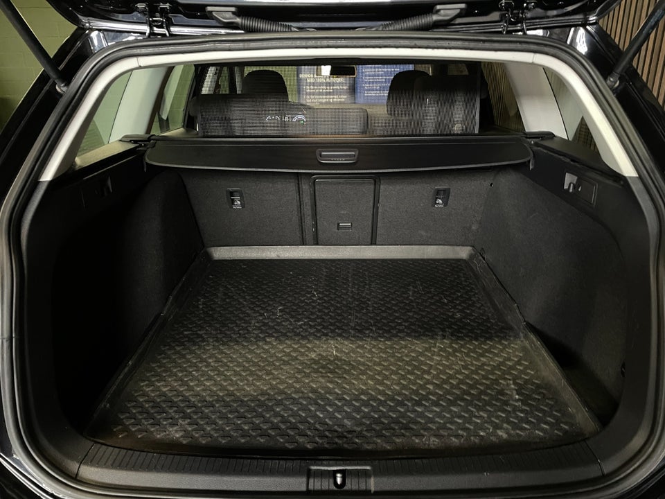 VW Golf VII 1,4 TSi 122 Comfortline Variant DSG BM 5d