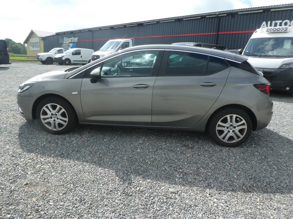 Opel Astra 1,0 T 105 Enjoy 5d