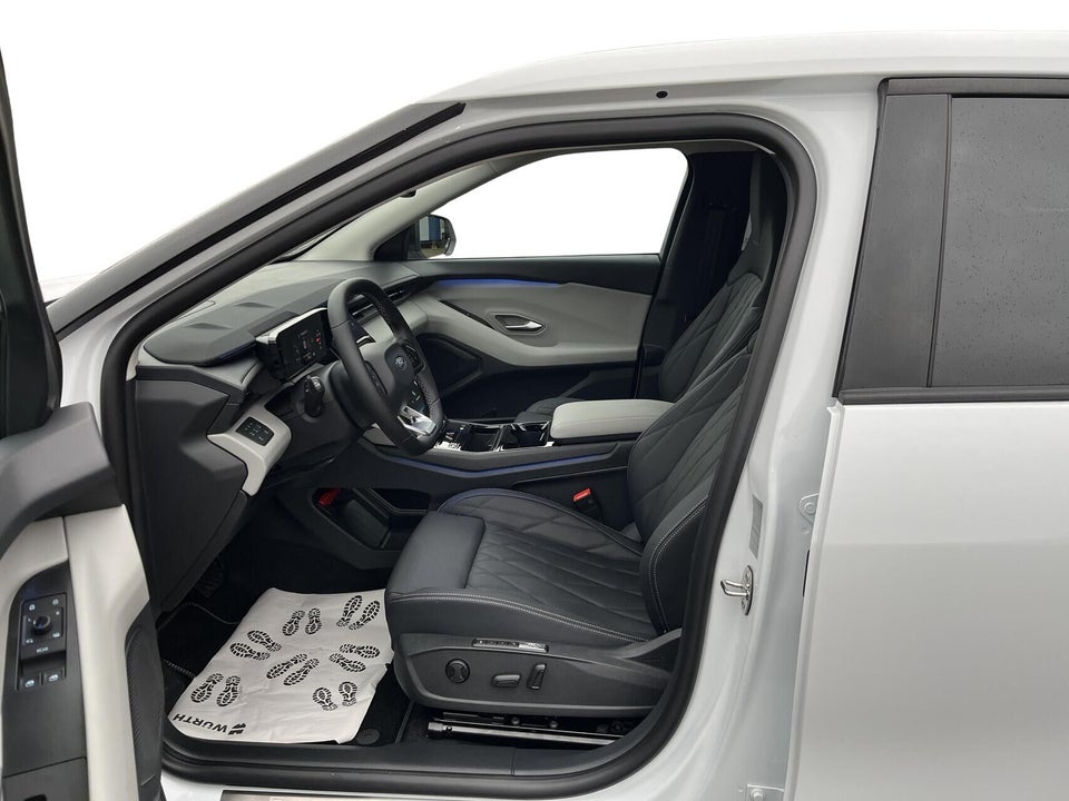 Ford Explorer 82 Premium Extended Range 5d