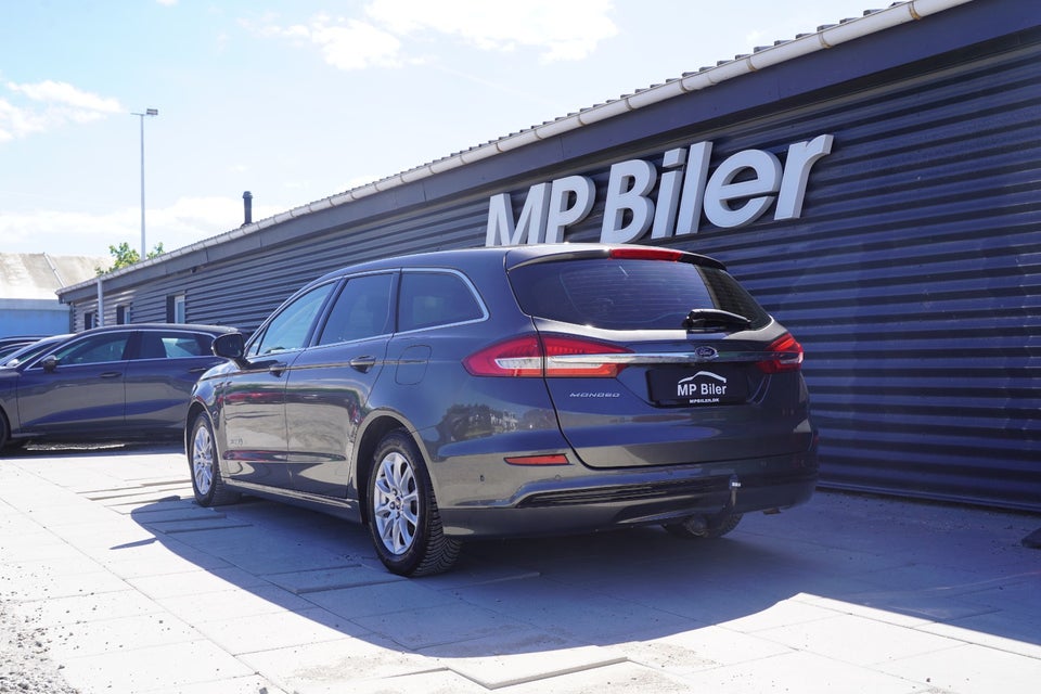 Ford Mondeo 2,0 HEV Titanium stc. CVT 5d