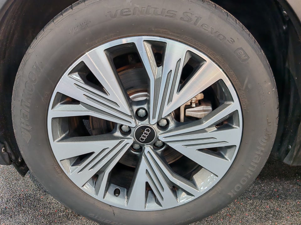 Audi Q4 e-tron 35  5d