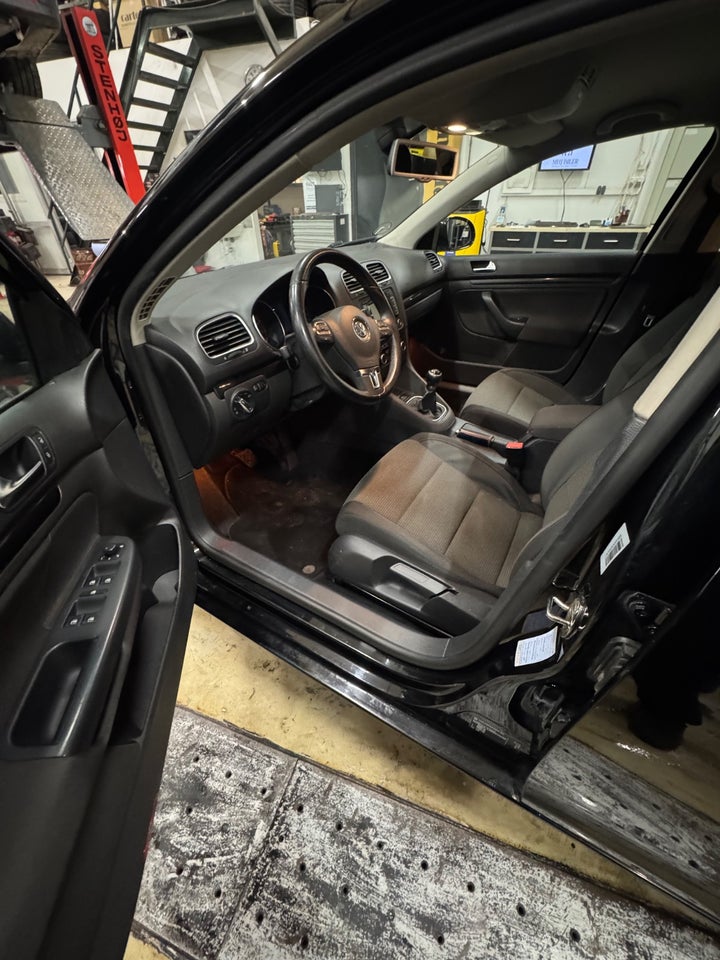 VW Golf VI 1,4 TSi 122 Comfortline 5d