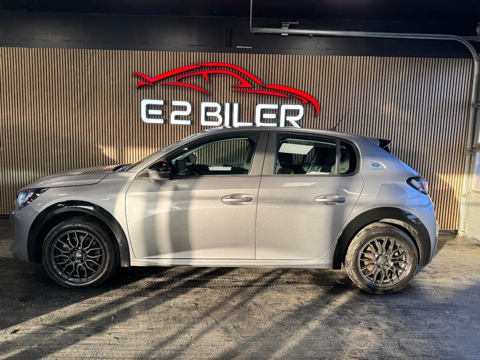 Peugeot e-208 50 Active 5d