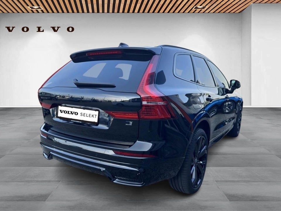 Volvo XC60 2,0 T6 ReCharge Black Edition aut. AWD 5d