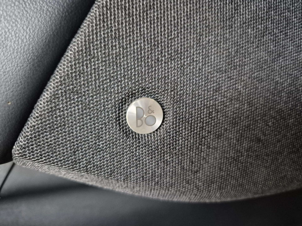 Ford Mustang Mach-E 68 Standard Range 5d