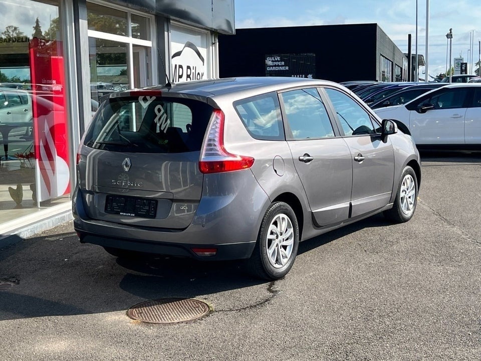 Renault Grand Scenic III 1,6 dCi 130 Dynamique 7prs 5d