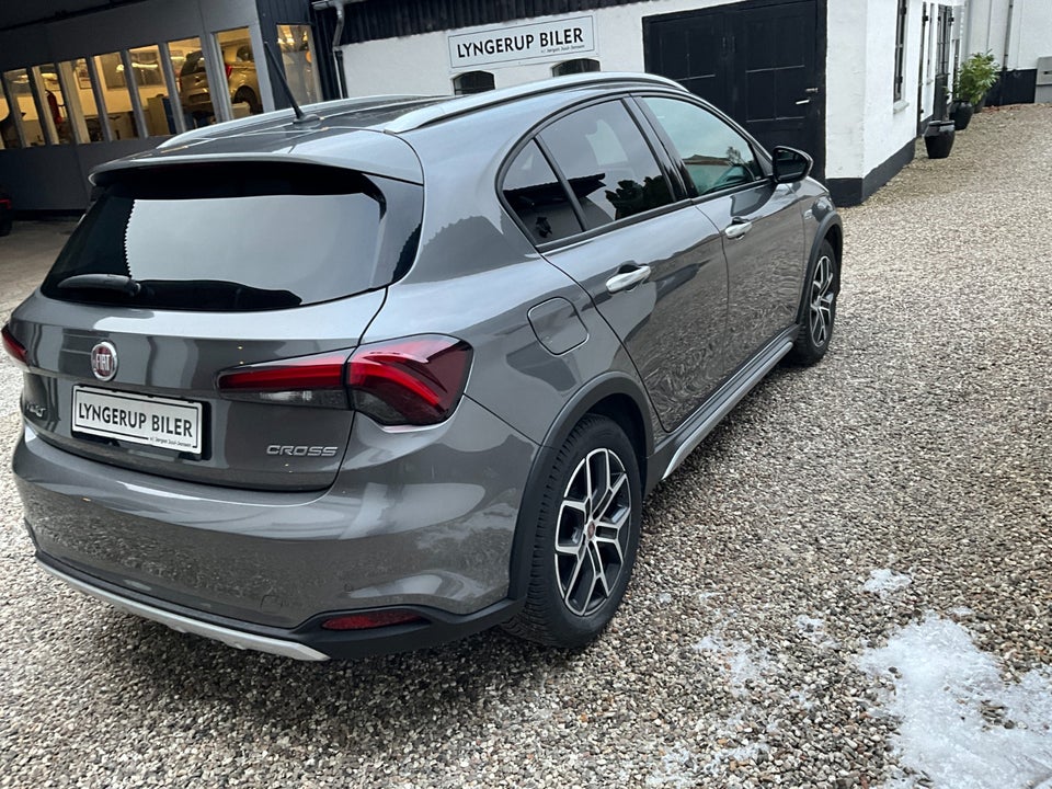 Fiat Tipo Cross 1,0  5d