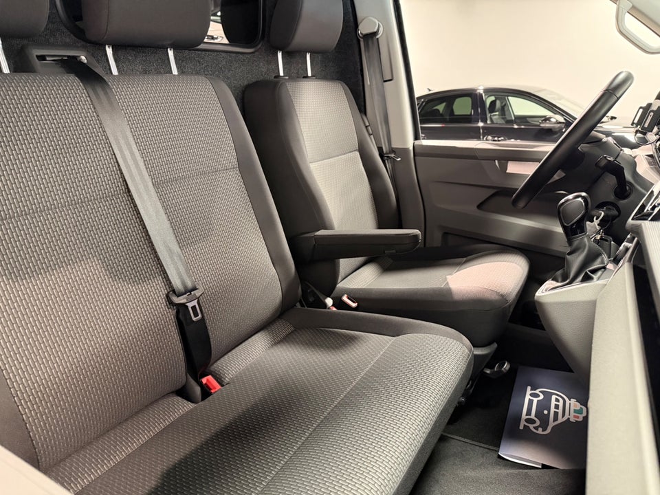 VW Transporter 2,0 TDi 150 Kassevogn DSG lang