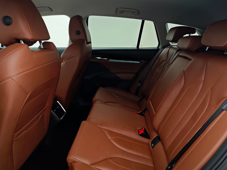 Skoda Enyaq 80 iV ecoSuite 5d