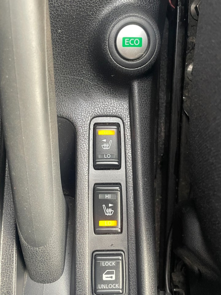 Nissan Note 1,2 Tekna 5d