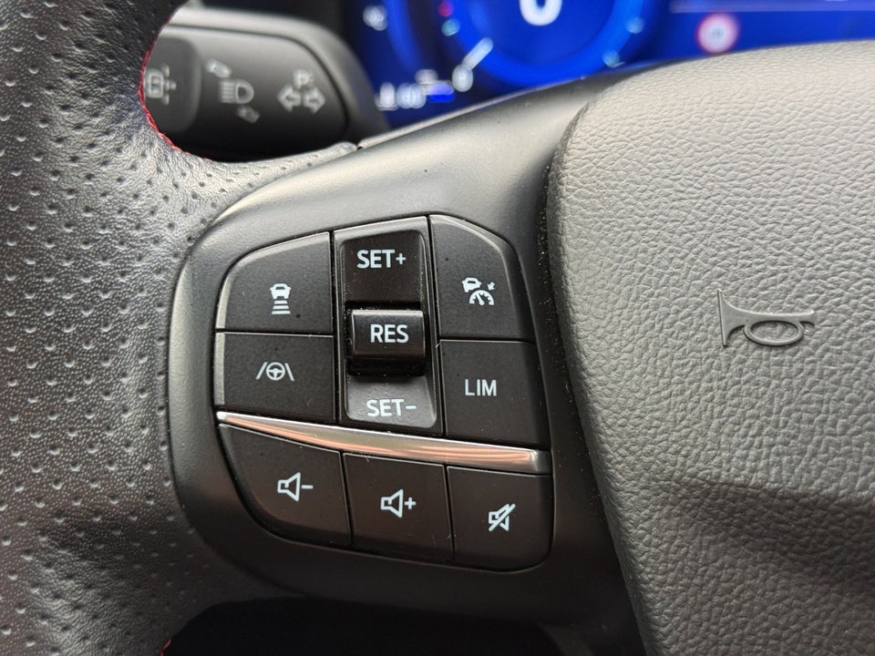 Ford Kuga 2,5 PHEV ST-Line X CVT 5d