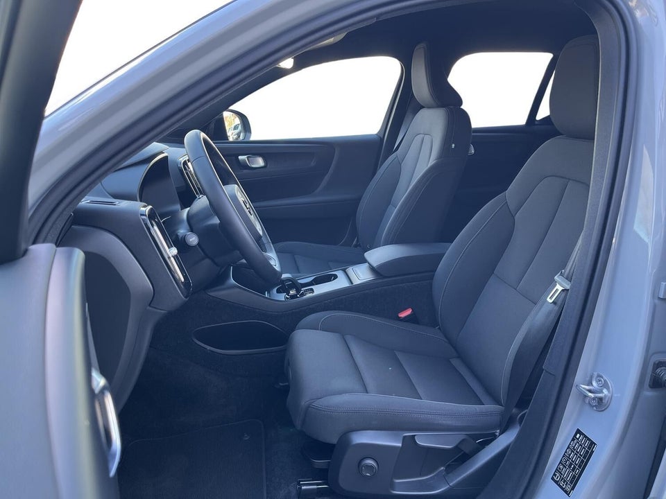 Volvo EX40 Extended Range Core 5d