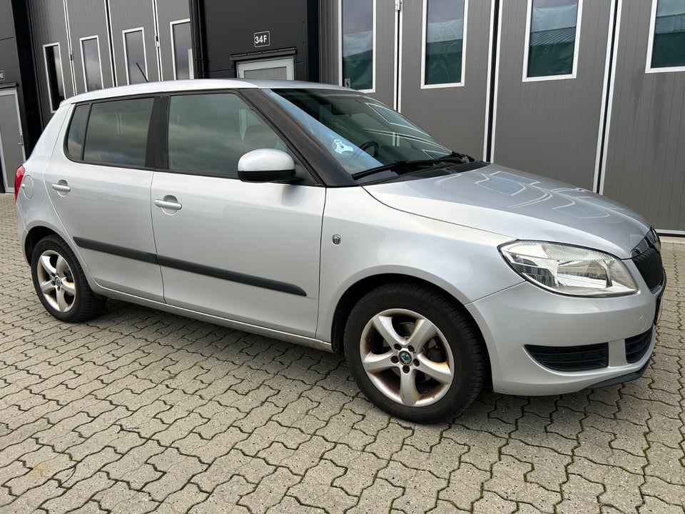 Skoda Fabia 1,2 TSi 86 Ambiente 5d