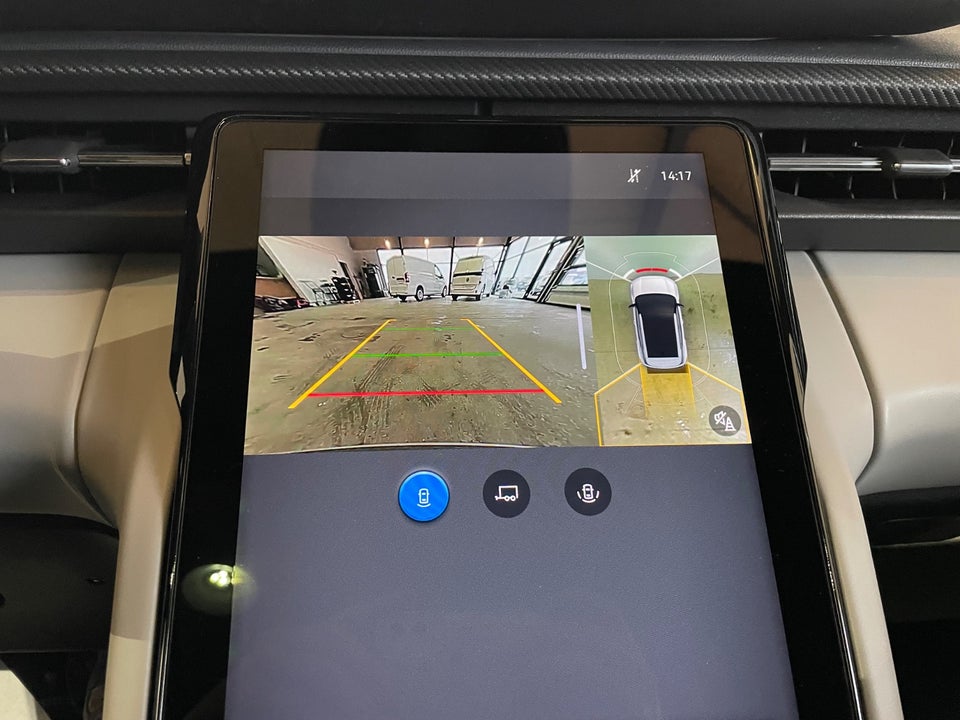 Ford Explorer 82 Premium Extended Range 5d