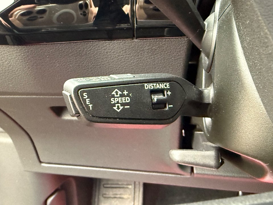 Audi e-tron 55 quattro 5d