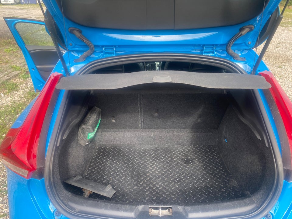 Volvo V40 2,0 D4 190 R-Design Drive-E 5d