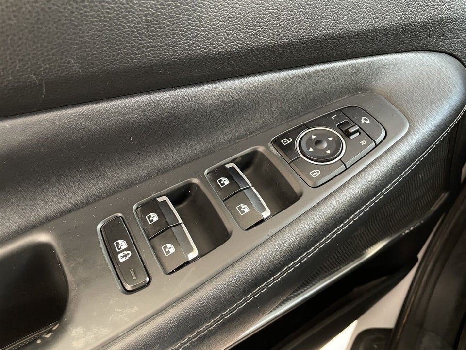 Hyundai Santa Fe 1,6 PHEV Essential aut. 4WD 7prs 5d