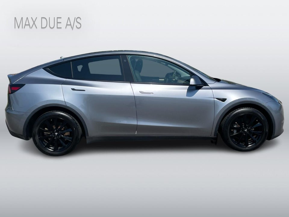 Tesla Model Y Long Range AWD 5d